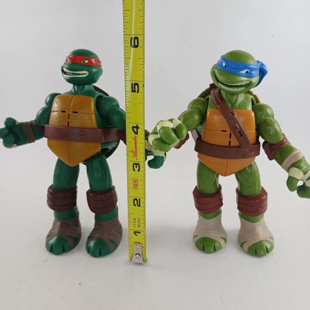 TMNT Teenage Mutant Ninja Turtle Leonardo Raphael Action Figure 5.5